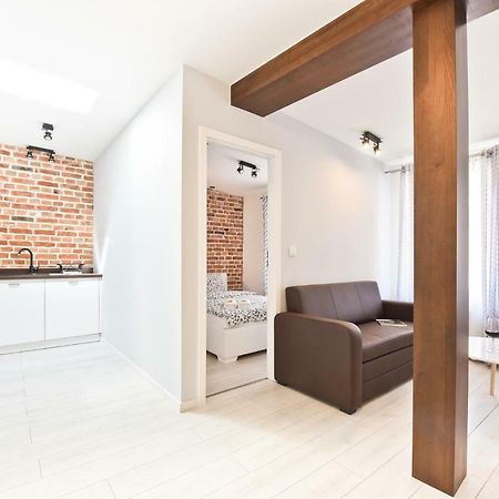 Julia Apartment Торунь Экстерьер фото