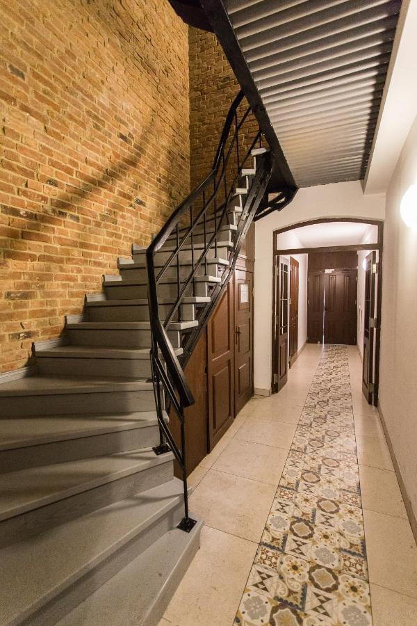 Julia Apartment Торунь Экстерьер фото