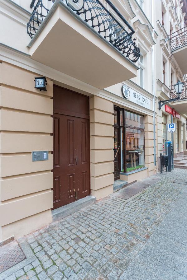 Julia Apartment Торунь Экстерьер фото