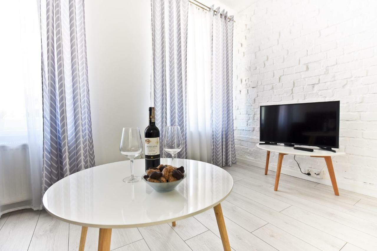 Julia Apartment Торунь Экстерьер фото