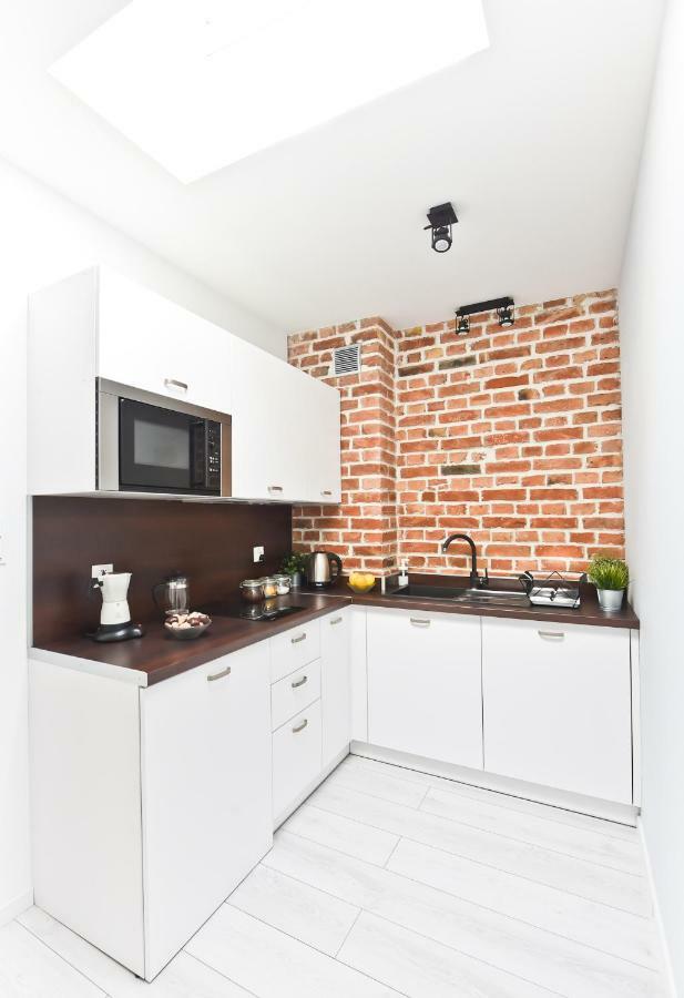 Julia Apartment Торунь Экстерьер фото