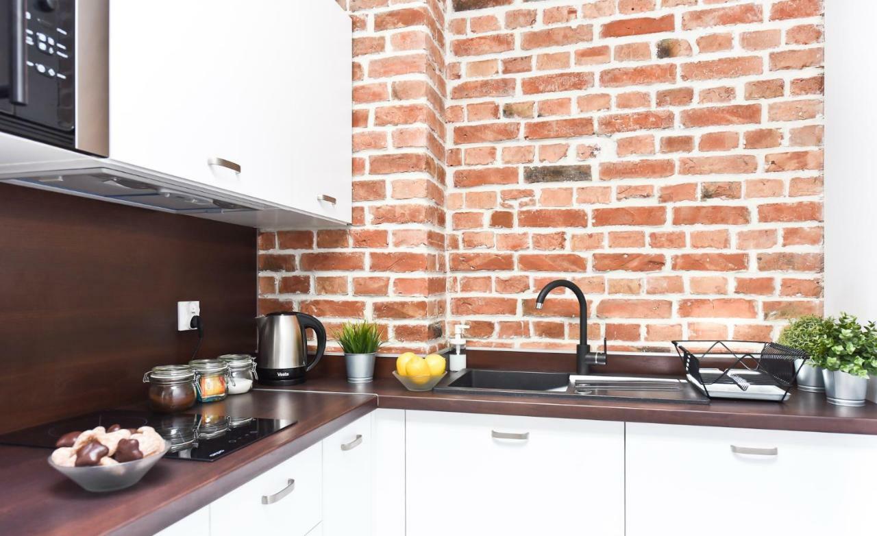 Julia Apartment Торунь Экстерьер фото